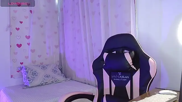 antonella ed online show from December 2025 07:25:02 PM