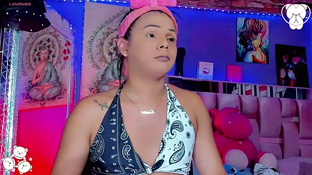 Snapshot of Zulema_Zahirx chatting on November 2025 02:26:01 AM Zulema Zahirx online show from November 2025 02:26:01 AM