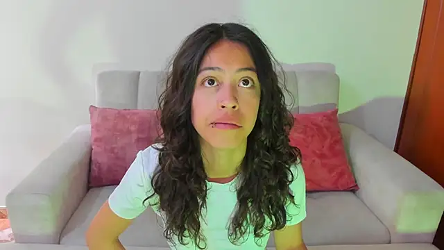 Snapshot of emily_jonessxx chatting on November 2025 07:29:01 PM emily jonessxx online show from November 2025 07:29:01 PM