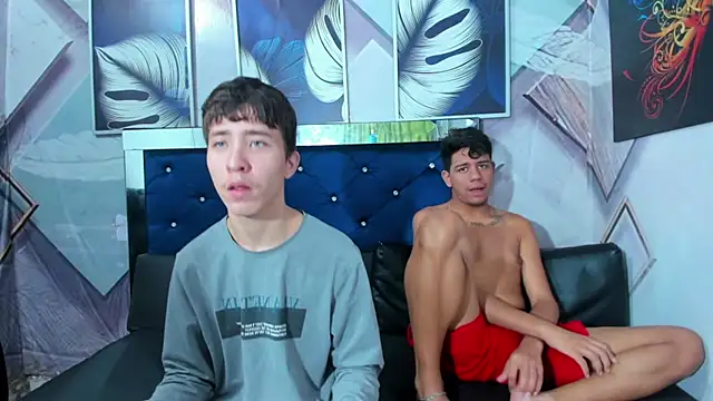 Snapshot of Room_boys_hot chatting on November 2025 02:42:01 PM Room boys hot online show from November 2025 02:42:01 PM