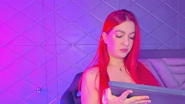 Snapshot of Ariianna_Cooper chatting on December 2025 08:58:01 AM Ariianna Cooper online show from December 2025 08:58:01 AM