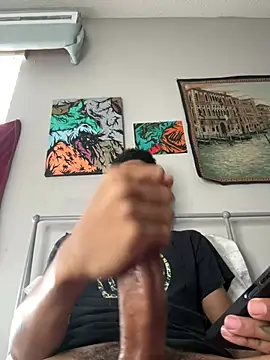 Snapshot of BigPrettyDick777 chatting on April 2026 01:12:02 PM BigPrettyDick777 online show from April 2026 01:12:02 PM