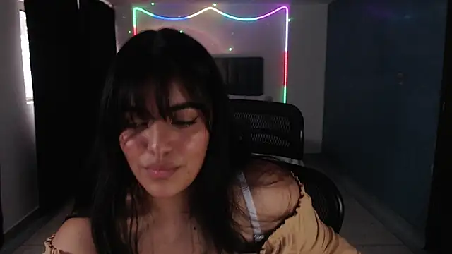 Snapshot of xambar_22x chatting on November 2025 08:30:01 PM xambar 22x online show from November 2025 08:30:01 PM