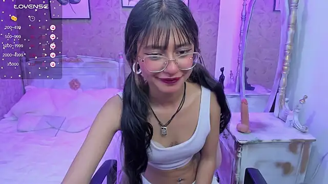 Snapshot of Noa_clk chatting on November 2025 04:23:02 AM Noa clk online show from November 2025 04:23:02 AM