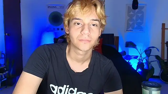 Habel  moretti online show from February 2026 07:57:02 PM