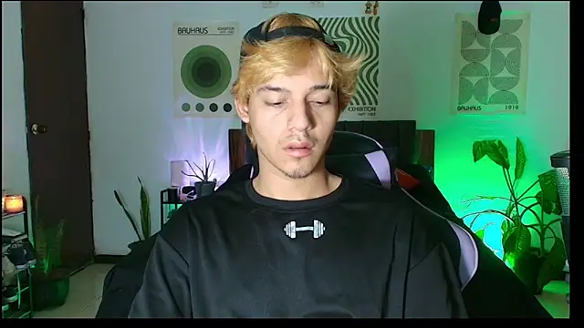 Habel  moretti online show from February 2026 07:27:02 PM