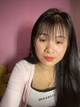 Snapshot of o-one-o chatting on February 2026 01:31:02 PM o-one-o online show from February 2026 01:31:02 PM