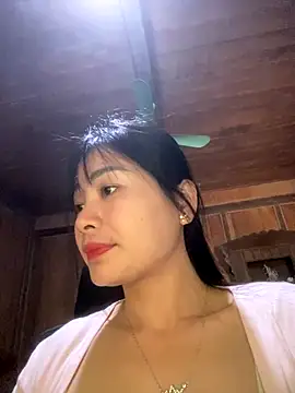 Snapshot of o-one-o chatting on December 2025 02:25:02 AM o-one-o online show from December 2025 02:25:02 AM