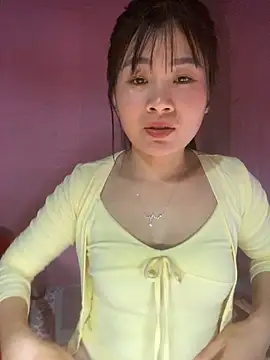 Snapshot of o-one-o chatting on December 2025 01:00:01 PM o-one-o online show from December 2025 01:00:01 PM