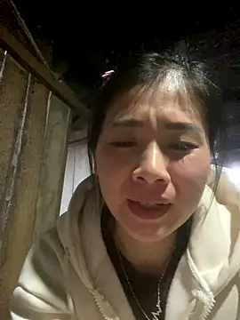 Snapshot of o-one-o chatting on December 2025 10:20:01 AM o-one-o online show from December 2025 10:20:01 AM