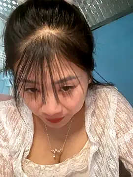 Snapshot of o-one-o chatting on November 2025 06:03:02 AM o-one-o online show from November 2025 06:03:02 AM