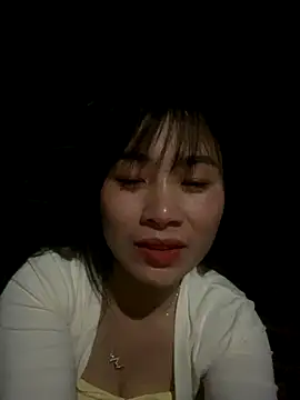 Snapshot of o-one-o chatting on December 2025 12:33:01 PM o-one-o online show from December 2025 12:33:01 PM