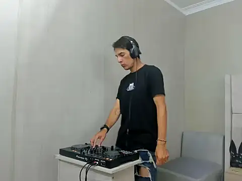 jupiter 333 online show from November 2025 05:57:01 PM