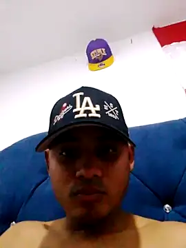 Snapshot of Elcrocans23-06 chatting on October 2025 02:04:01 PM Elcrocans23-06 online show from October 2025 02:04:01 PM