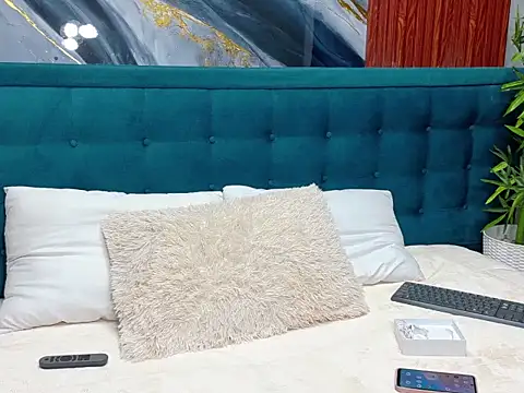 mira cherry02 online show from December 2025 01:38:02 PM