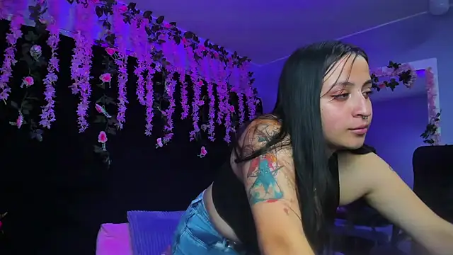 Gabyy Cooper  online show from November 2025 02:48:01 AM