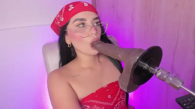 laana foxx online show from March 2026 12:39:01 AM