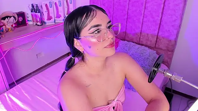 Snapshot of laana_foxx chatting on July 2026 11:12:02 PM laana foxx online show from July 2026 11:12:02 PM