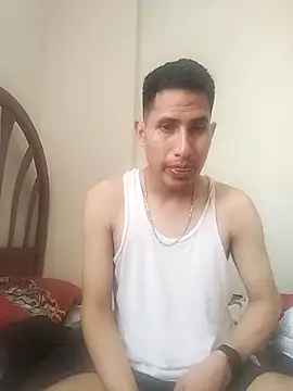 Niyorquino26 online show from October 2025 03:44:02 PM