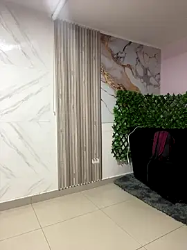 MAVI EC online show from November 2025 11:27:01 PM