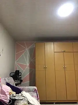 MAVI EC online show from November 2025 12:05:02 AM