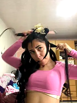 MAVI EC online show from November 2025 11:26:01 AM