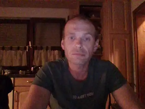 tommy3300 online show from October 2025 03:49:01 AM