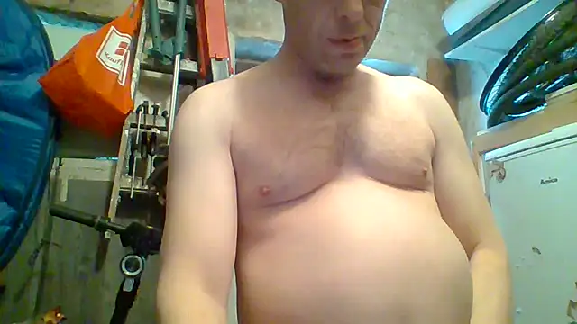 tommy3300 online show from April 2026 05:25:02 AM