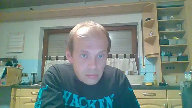 tommy3300 online show from December 2025 06:13:01 AM