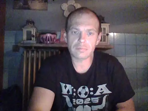 Snapshot of tommy3300 chatting on October 2025 03:50:01 AM tommy3300 online show from October 2025 03:50:01 AM