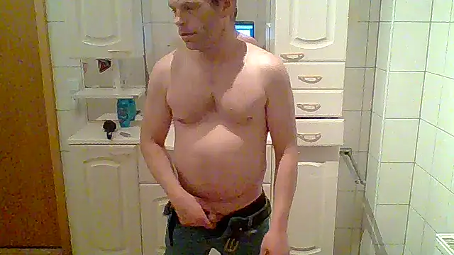 tommy3300 online show from December 2025 04:55:01 AM