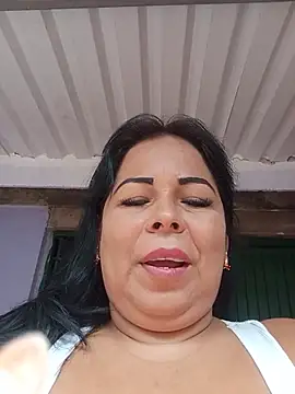 Snapshot of mother2-divorced chatting on June 2026 02:00:02 PM mother2-divorced online show from June 2026 02:00:02 PM