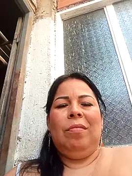 Snapshot of mother2-divorced chatting on February 2026 07:22:01 PM mother2-divorced online show from February 2026 07:22:01 PM