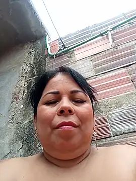 Snapshot of mother2-divorced chatting on July 2026 01:40:01 PM mother2-divorced online show from July 2026 01:40:01 PM