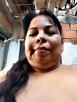 Snapshot of mother2-divorced chatting on November 2025 01:36:02 PM mother2-divorced online show from November 2025 01:36:02 PM