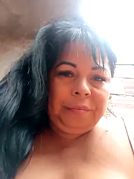 Snapshot of mother2-divorced chatting on April 2026 01:45:02 PM mother2-divorced online show from April 2026 01:45:02 PM