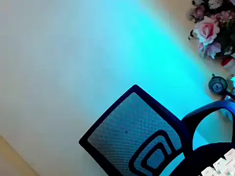 sassysiren28 online show from February 2026 02:57:02 PM