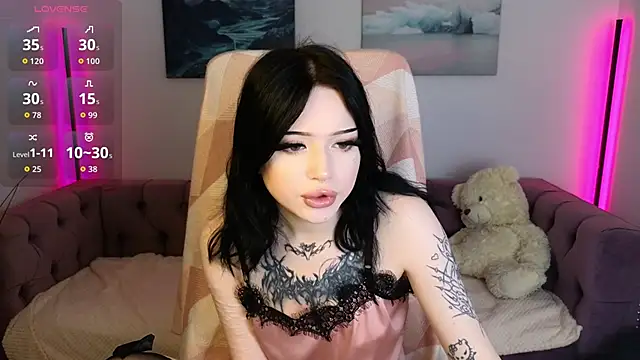 Emma Kirks online show from January 2026 03:26:02 PM