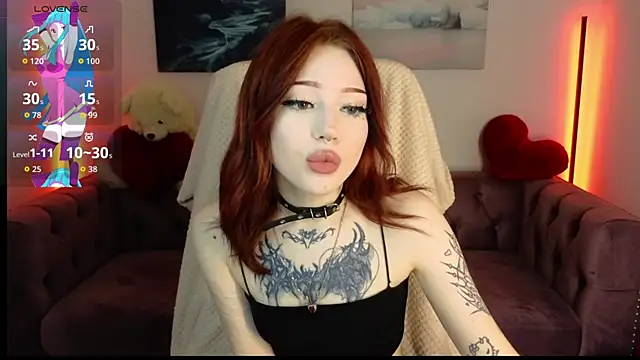 Emma Kirks online show from April 2026 12:33:02 PM