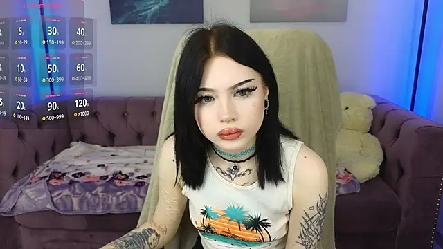 Emma Kirks online show from November 2025 10:48:01 AM