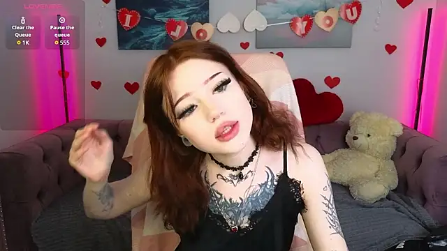 Emma Kirks online show from February 2026 03:24:01 PM