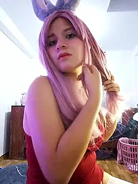 Snapshot of Kitty_Kalifa chatting on December 2025 11:32:02 PM Kitty Kalifa online show from December 2025 11:32:02 PM