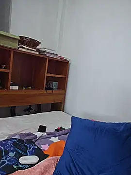 Kitty Kalifa online show from April 2026 09:54:02 PM