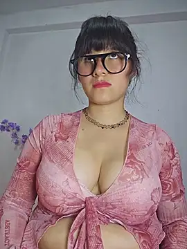 Snapshot of Kitty_Kalifa chatting on June 2026 09:24:01 PM Kitty Kalifa online show from June 2026 09:24:01 PM