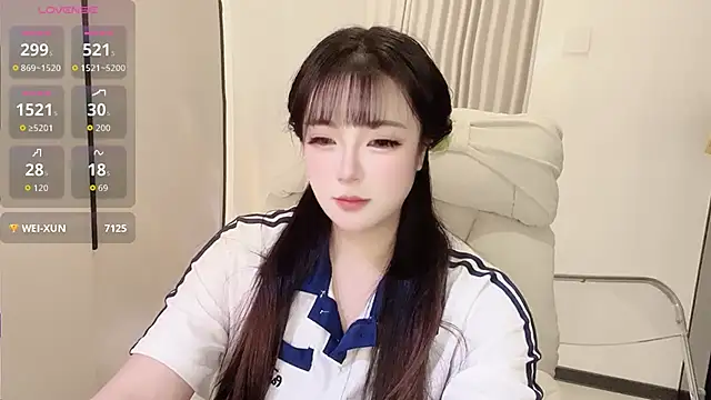 Follyise online show from December 2025 02:00:02 PM