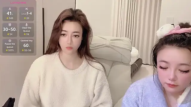 Follyise online show from December 2025 01:00:01 PM