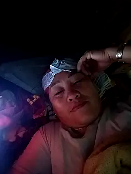 chich-bong online show from November 2025 02:27:02 PM