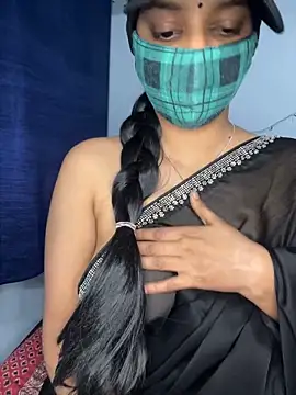 Cute Marina online show from January 2026 06:00:01 PM