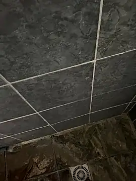 lucaaa 01 online show from January 2026 12:47:01 AM