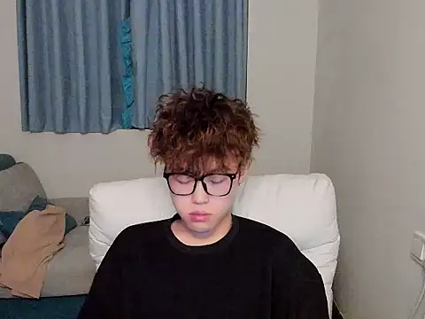 L1kuto online show from October 2025 05:34:02 PM